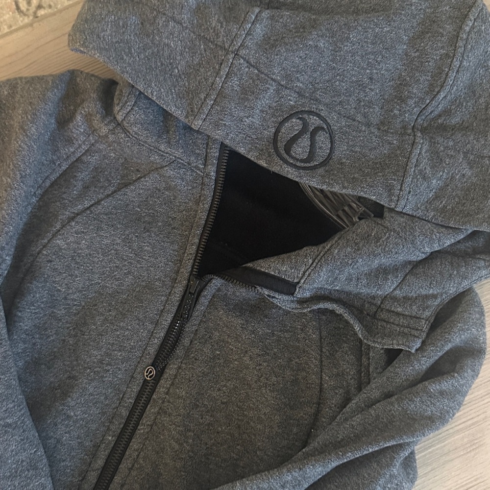 Lululemon Scuba Hoodie - Full Zip SZ 2 - Picture 5 of 7